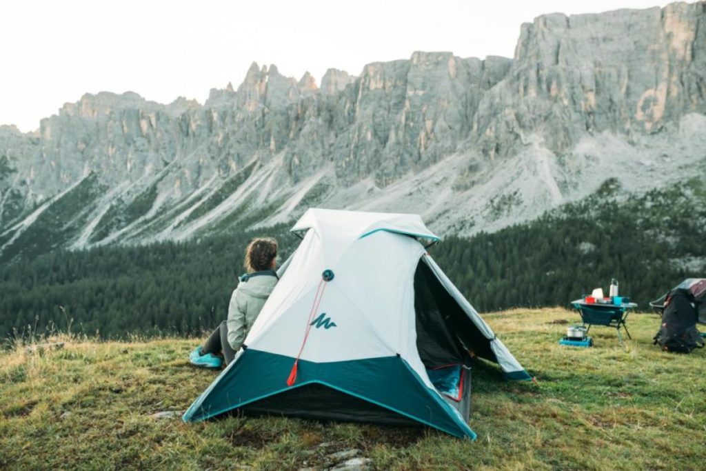 EASY TENTS TO PITCH