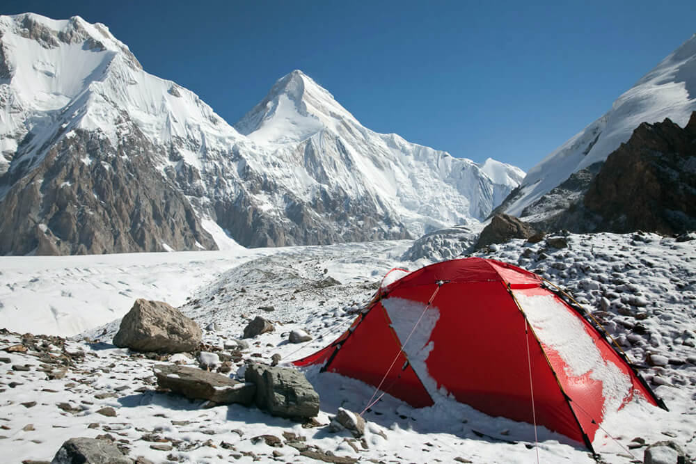 What is the best tent for snow